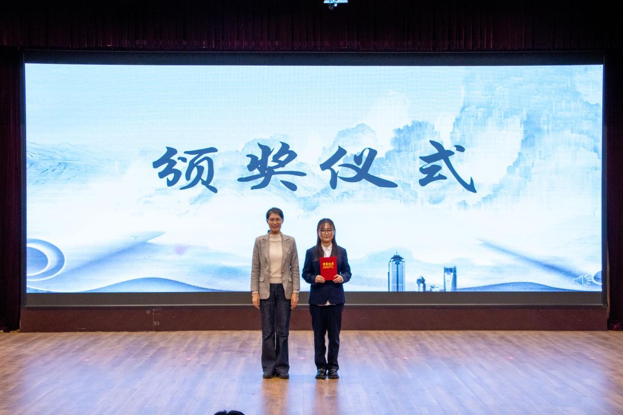 1197612144a22f527f0b856fec9b459a.jpg 1197612144a22f527f0b856fec9b459a.jpg