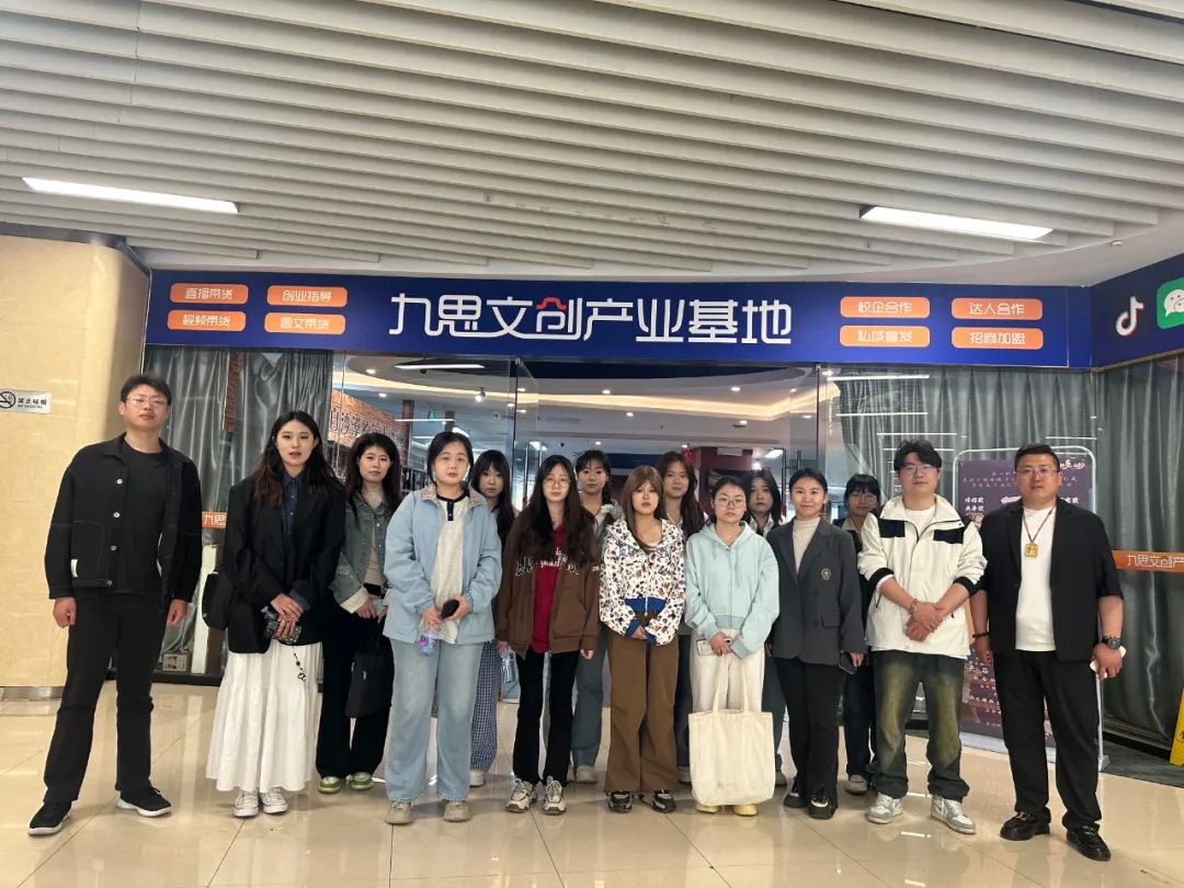 d248bdcd23be10db9d53fac87687e762.jpg d248bdcd23be10db9d53fac87687e762.jpg