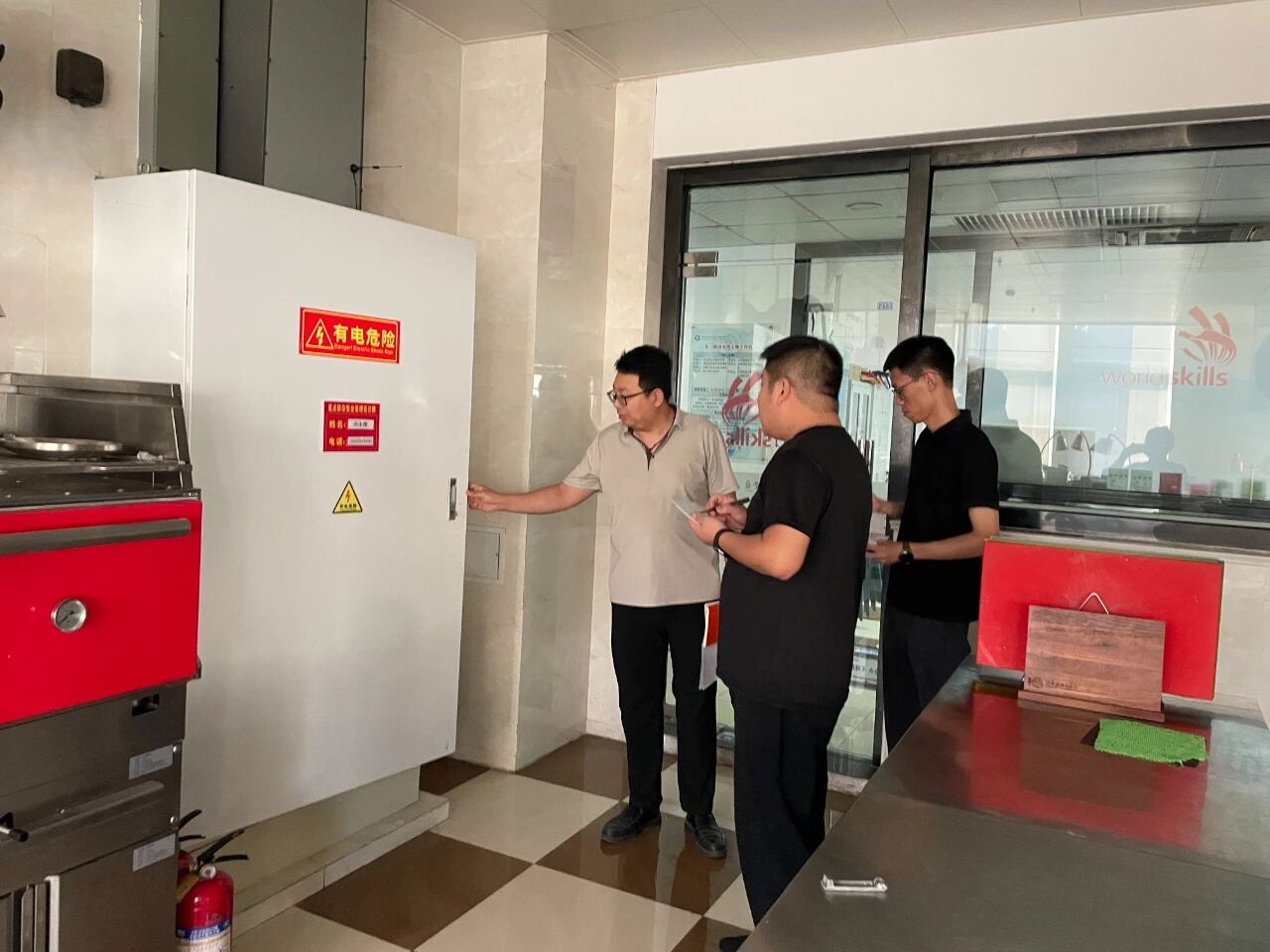 995e2ab85c949de3d522c2d38ec2cc1f.jpg 微信图片_20250904232413.jpg