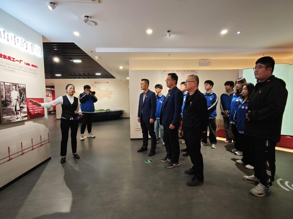 c2dbef2ee0435d42a53b4e40d8a0b8f1.png c2dbef2ee0435d42a53b4e40d8a0b8f1.png