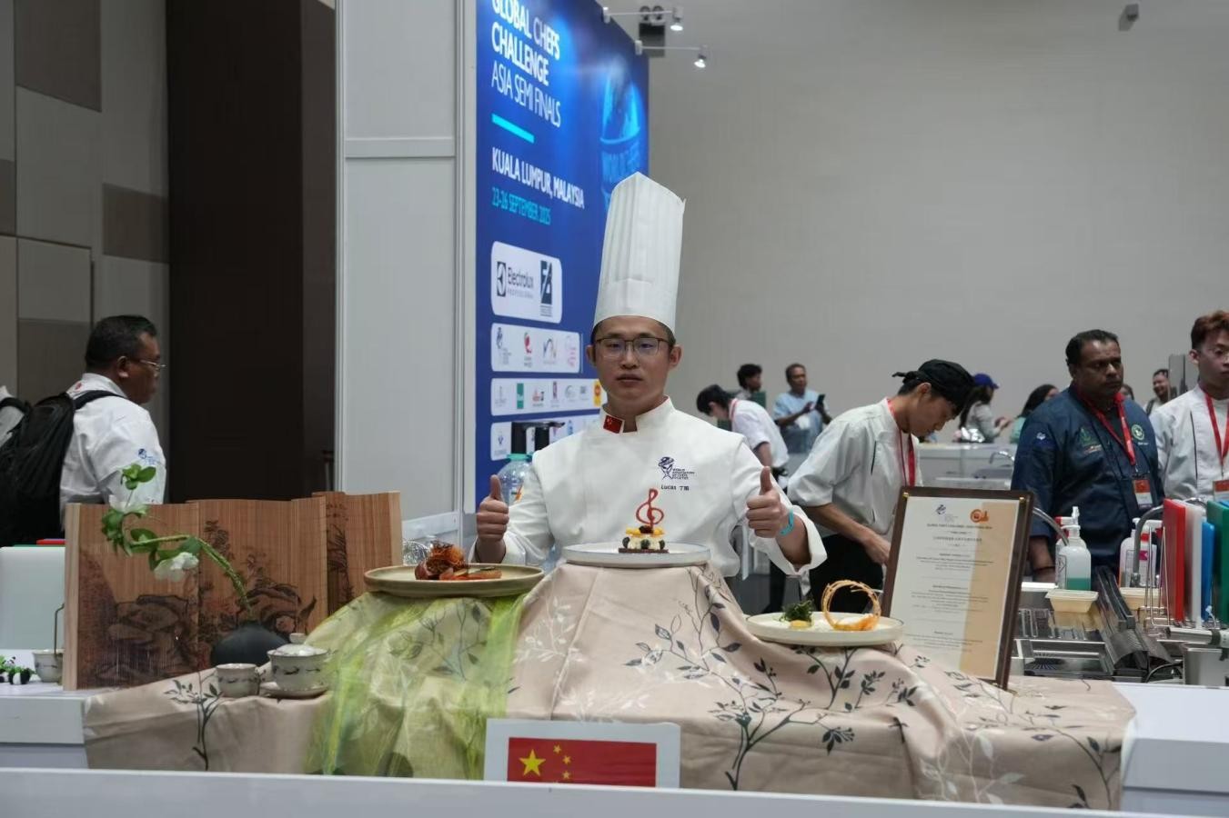 a585cff45a11c02be08025f816dcd19e.jpg a585cff45a11c02be08025f816dcd19e.jpg