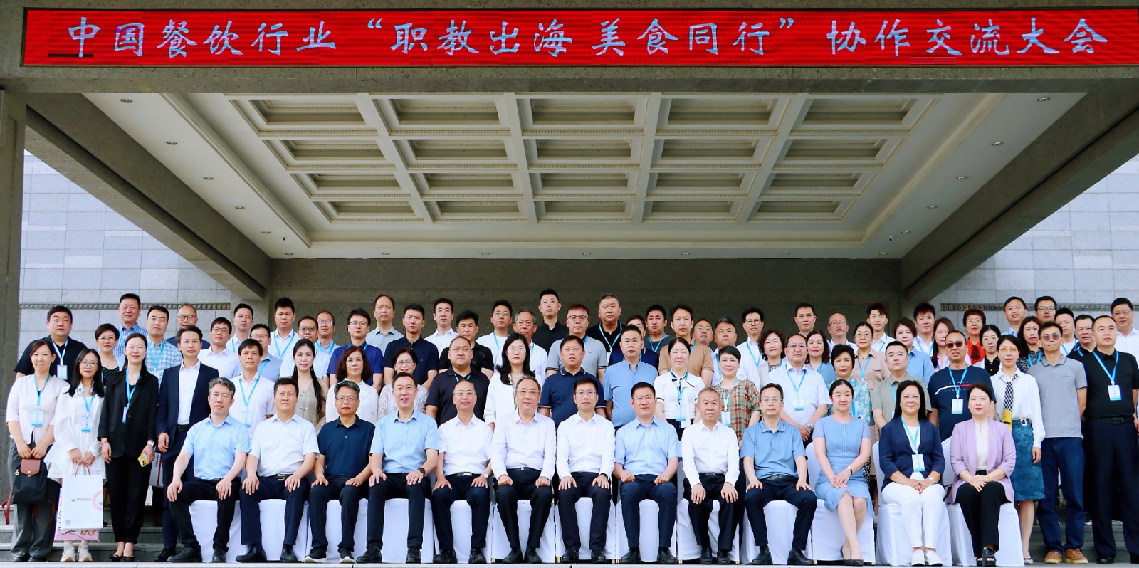 e2bf762e50a33a5d38a66e8bc5ce3c71.jpg e2bf762e50a33a5d38a66e8bc5ce3c71.jpg