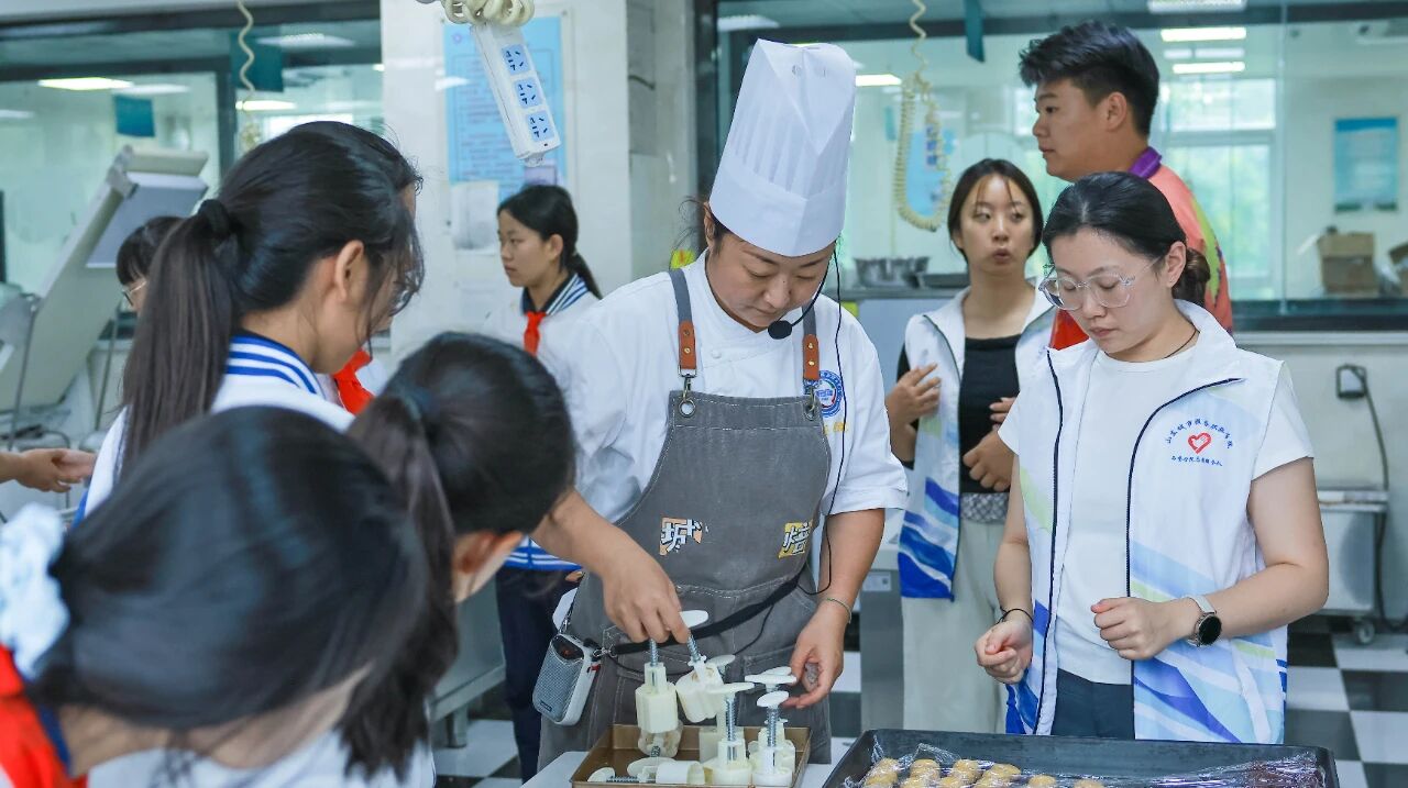 dbcce47ec2512f3193d85d1eea027432.jpg 微信图片_20250928221040.jpg