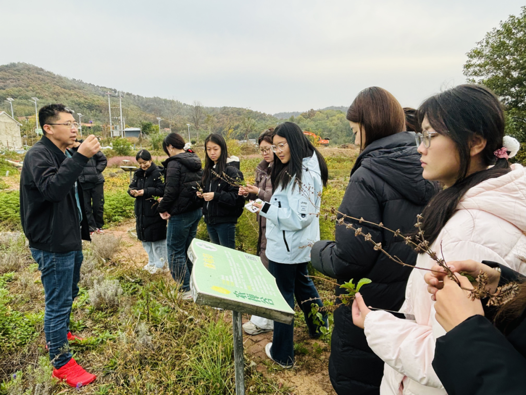 71846e7ec005638a3fd3a22b164c0b44.png 71846e7ec005638a3fd3a22b164c0b44.png