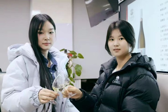 ce9028fd44f1bdbc19e4b4fe5fd216f9.jpg ce9028fd44f1bdbc19e4b4fe5fd216f9.jpg