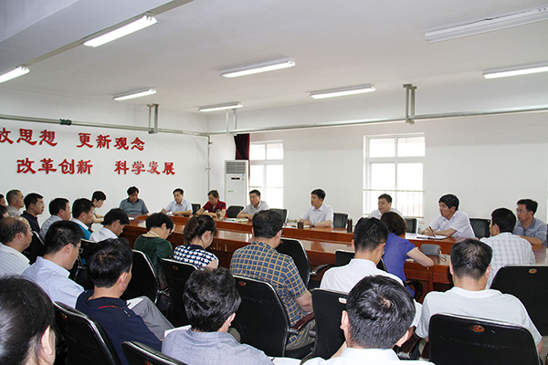 152118526149859994.jpg 578db6a19f04c.jpg